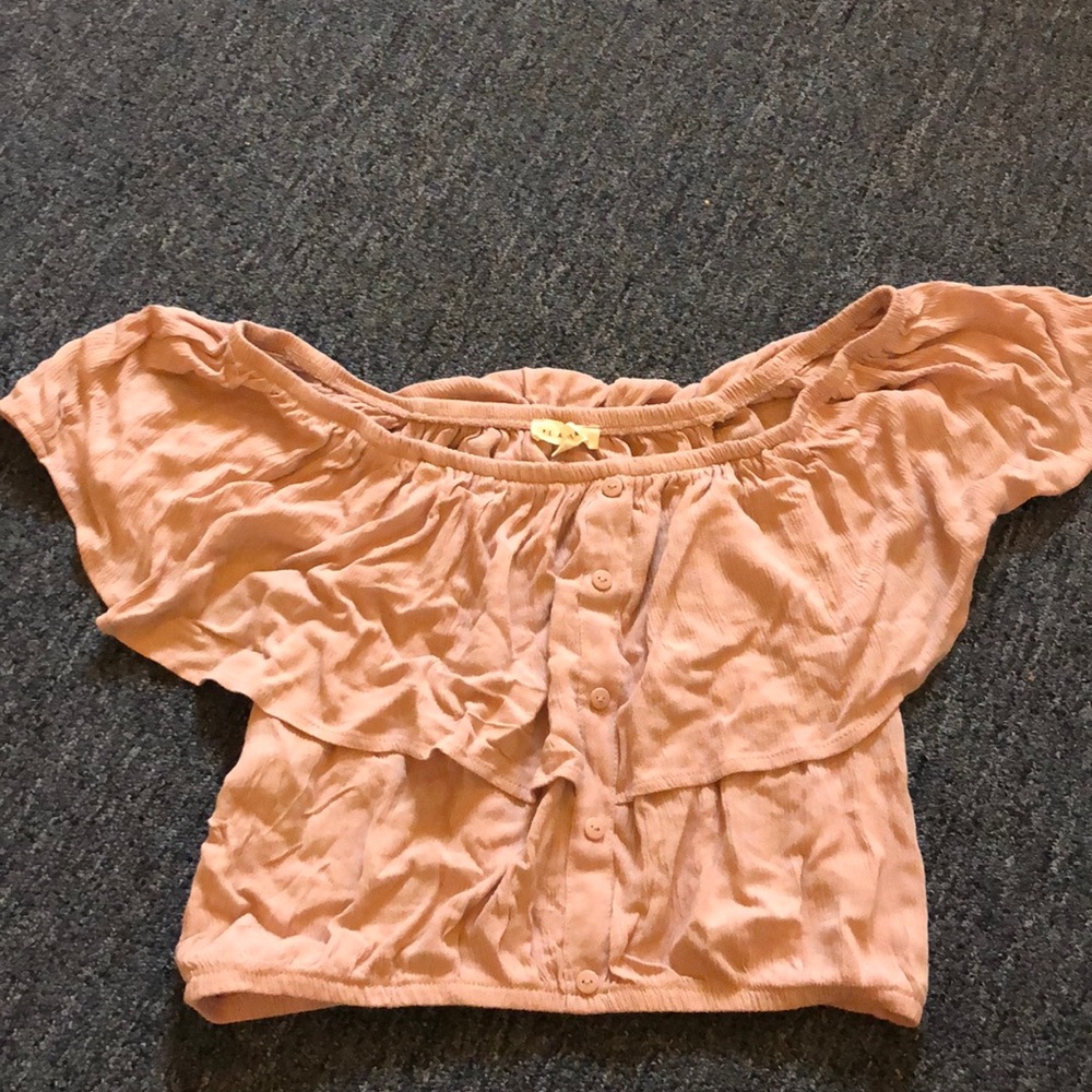 This is a shirt from Zumes- never worn